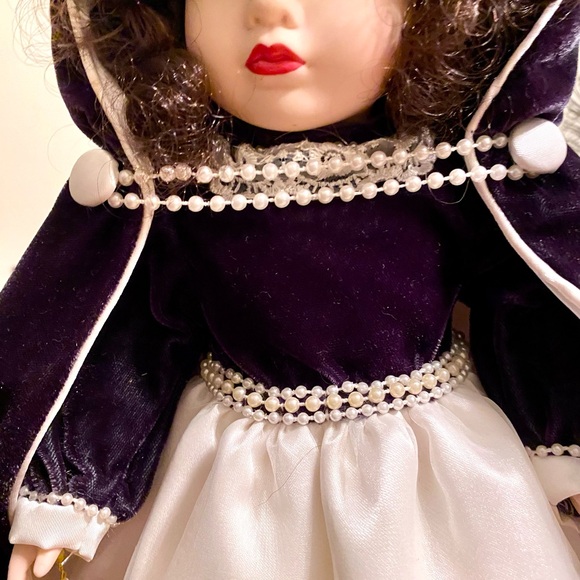 NWT Porcelain Doll Victorian Collection by Melissa Jane 
Limited edition - Picture 4 of 13